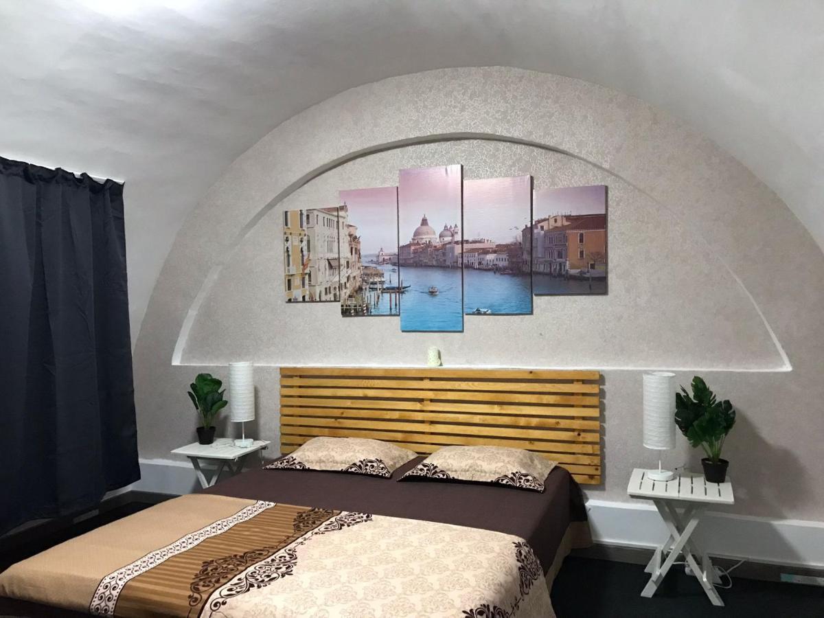 Large Apartment City Centre Bükreş Dış mekan fotoğraf