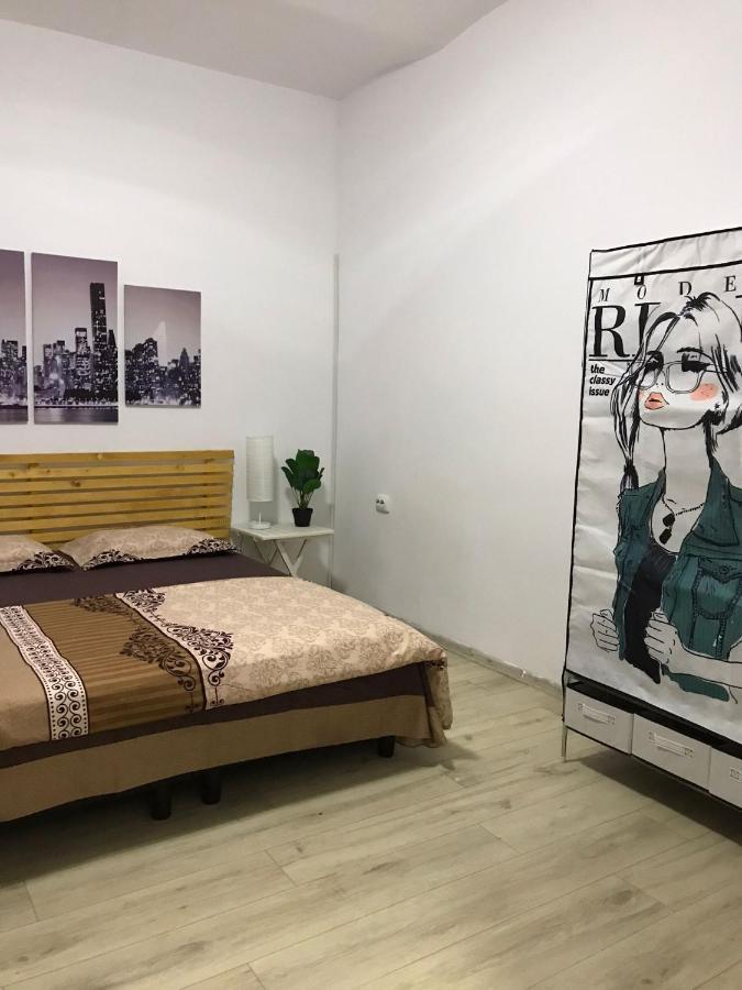 Large Apartment City Centre Bükreş Dış mekan fotoğraf