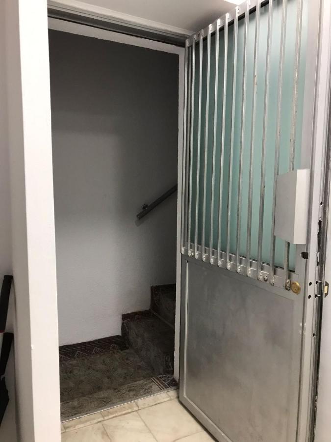 Large Apartment City Centre Bükreş Dış mekan fotoğraf